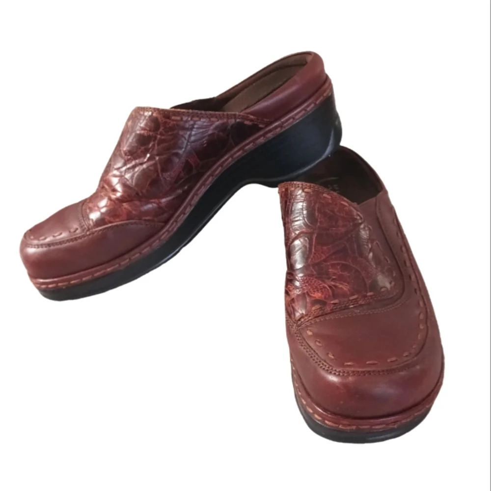 Klogs Brown Embossed Leather Slip On Comfort Mules Work Cogs size 10-10.5